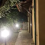 L'uliveto D'argento Alojamento de Acomodação e Pequeno-almoço 3*